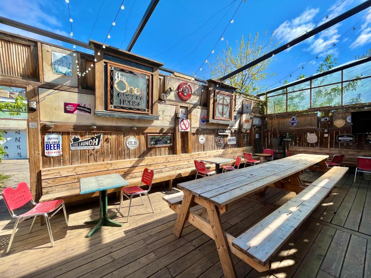 The Only Backpacker'S Inn (Adults Only) Toronto Exterior foto